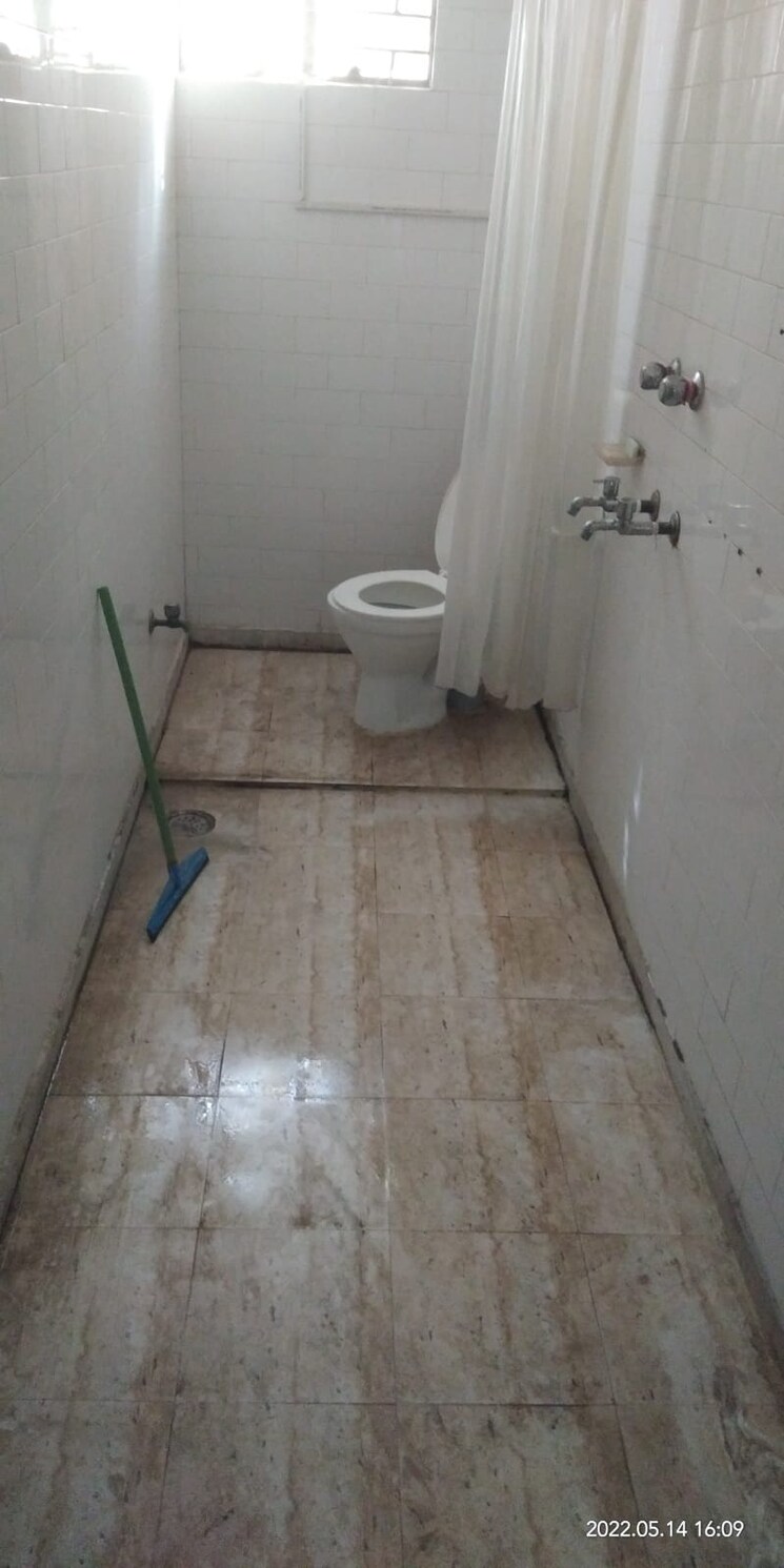 Bathroom, sector 55 2.5 Bedroom 1110 Sq.Ft. Independent House In Sector 55 Noida 9754142