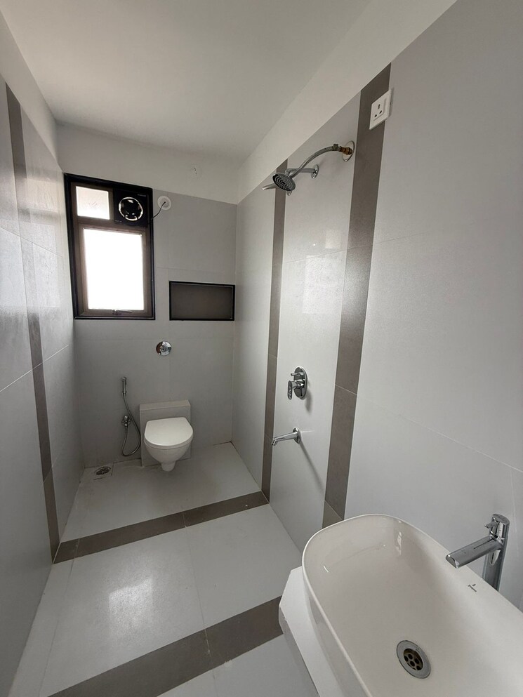 Bathroom, kanchan-osian-one-and-only 3 Bedroom 1170 Sq.Ft. Apartment In Koregaon Park Pune 9754108