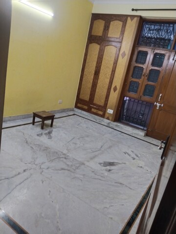 1 BHK Builder Floor For Rent in Sector 52