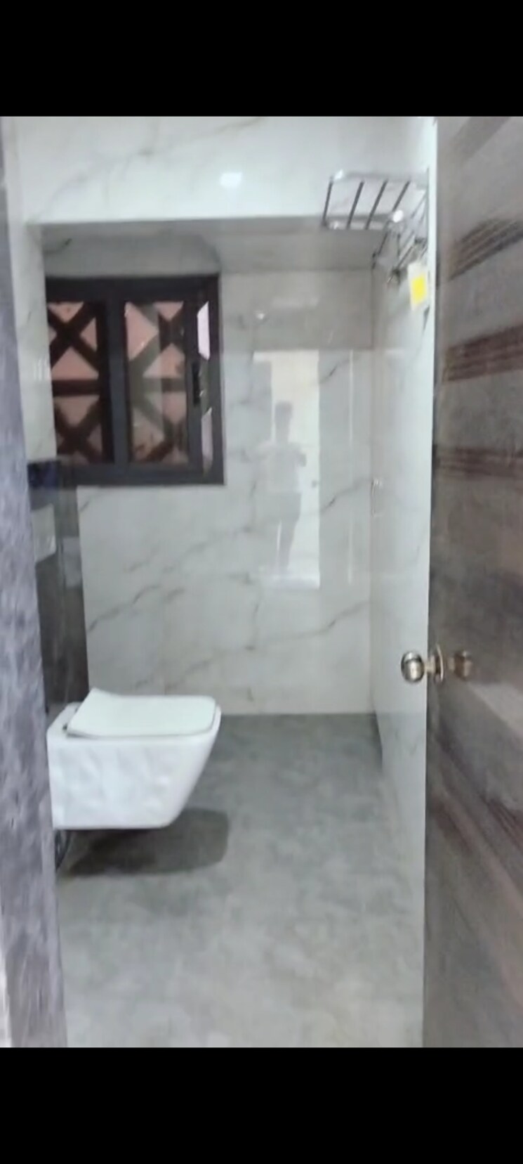 Bathroom, vijay-orion-ii 3 Bedroom 1700 Sq.Ft. Apartment In Ghodbunder Road Thane 9754189