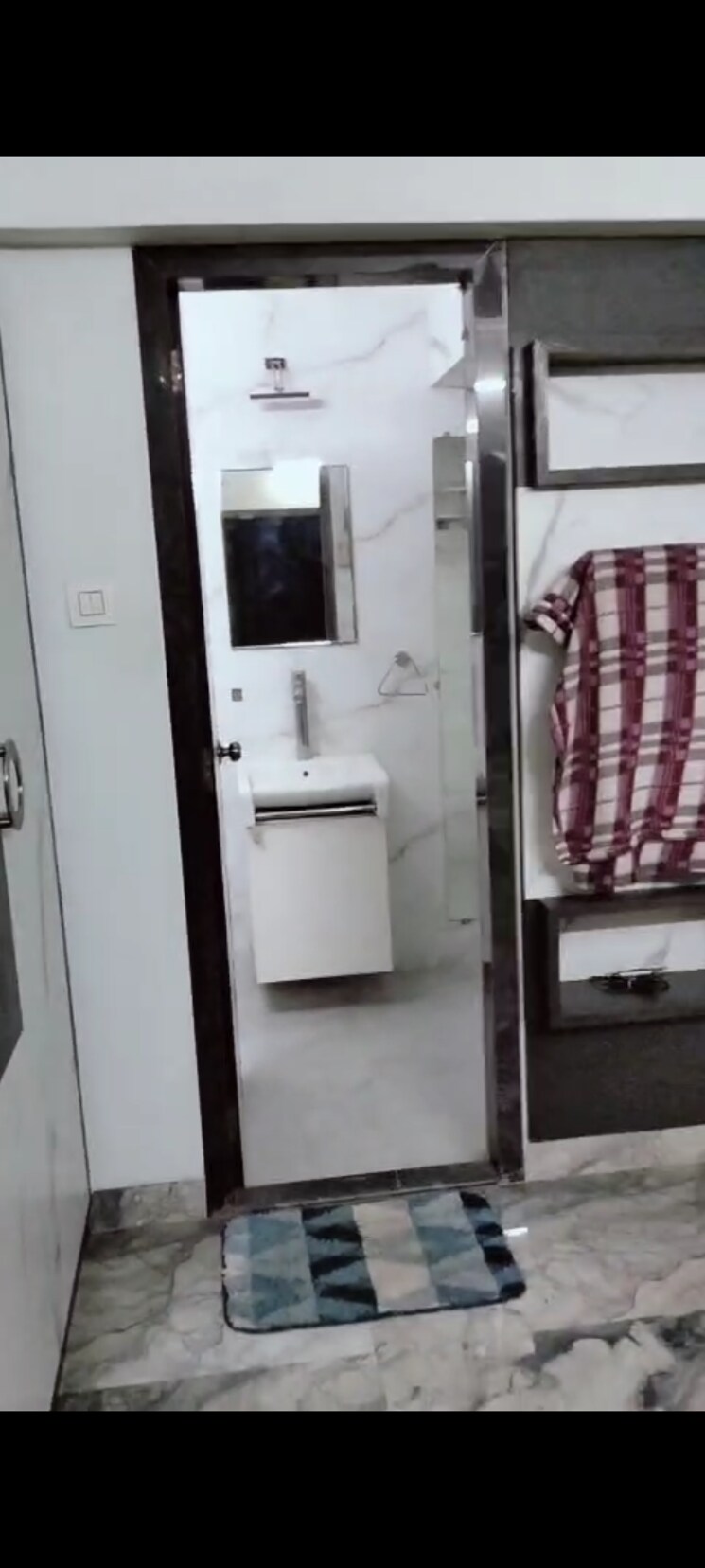 Bathroom, vijay-orion-ii 3 Bedroom 1700 Sq.Ft. Apartment In Ghodbunder Road Thane 9754189