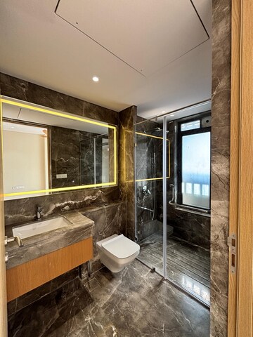 Bathroom in 3 BHK Apartment at Parishram Apartments, Pali Hill – for Rent
