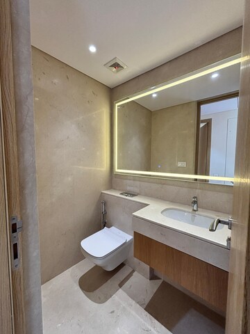 Bathroom in 3 BHK Apartment at Parishram Apartments, Pali Hill – for Rent