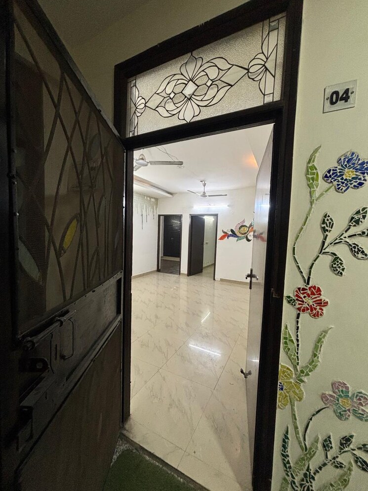 Room, palm-residency-chhatarpur 2 Bedroom 900 Sq.Ft. Apartment In Chattarpur Delhi 9754467