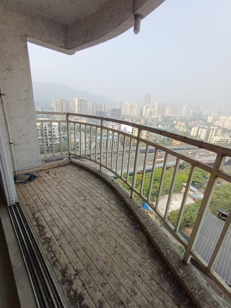 Balcony, stg-atlantis 2 Bedroom 700 Sq.Ft. Apartment In Panch Pakhadi Thane 9754692