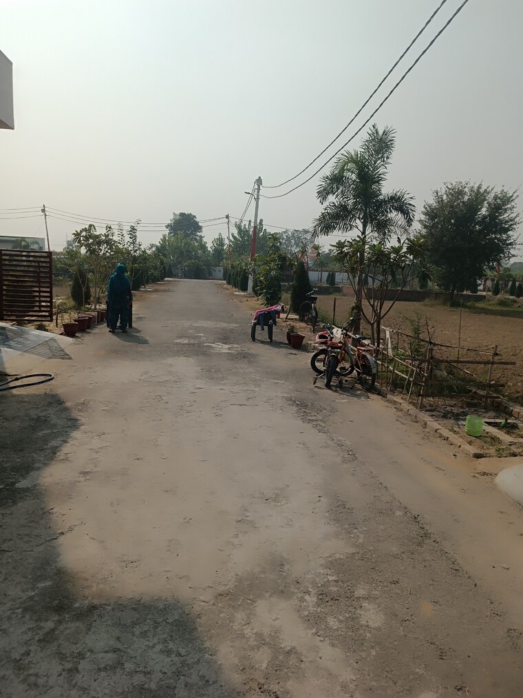  Parking, modipuram 3 Bedroom 115 Sq.Yd. Independent House In Modipuram Meerut 9754988