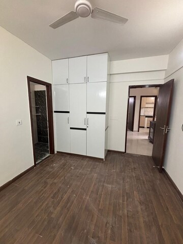 Room in 3 BHK Apartment at BPTP Park Elite Premium, Sector 84 – for Rent
