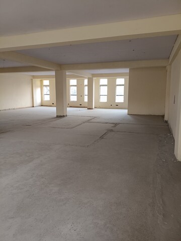 Room in 6 BHK Independent House at New Friends Colony – for Sale