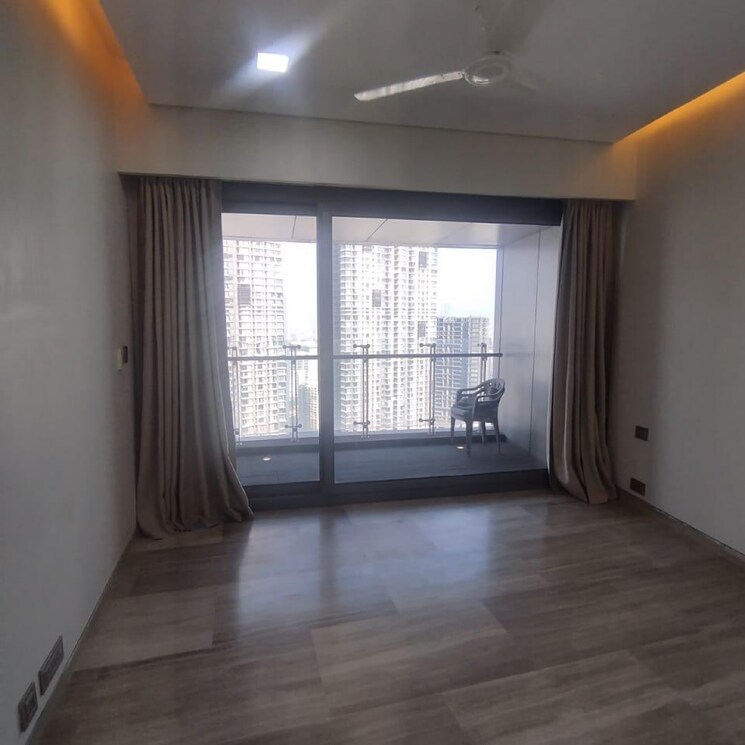 Room, lodha-world-crest 4 Bedroom 2350 Sq.Ft. Apartment In Empire Mill Mumbai 9755093