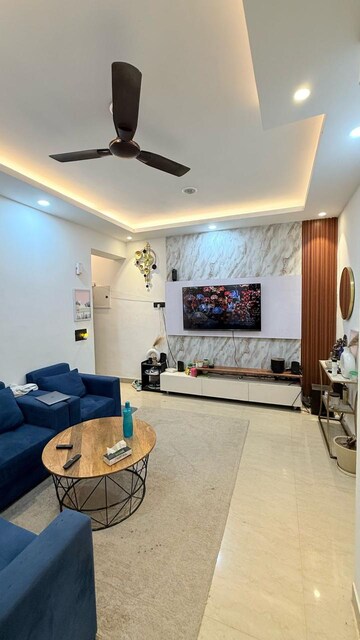 Team Area in 2 BHK Apartment at Shree Vardhman Mantra, Sector 67 – for Rent