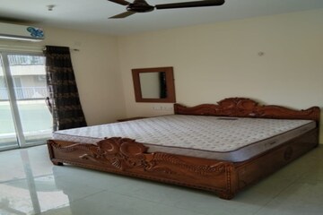 Bedroom in 5 BHK Apartment at Ambience Caitriona, Sector 24 – for Rent
