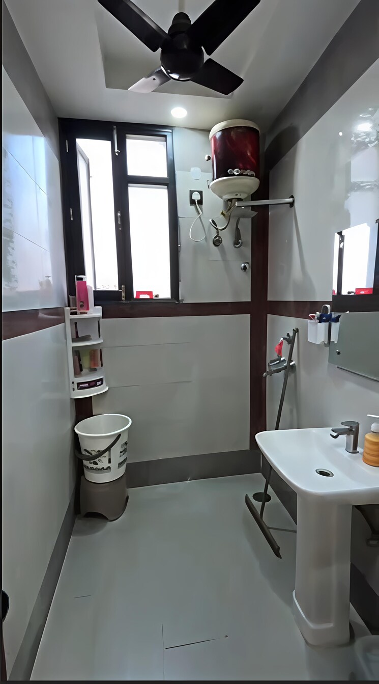 Bathroom, bcl-chinar-homes 3 Bedroom 2160 Sq.Ft. Apartment In Dhakoli Zirakpur 9755316