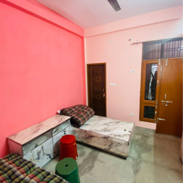 Living Room in  Pg at Gomti Nagar – for Rent