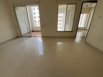 Room in 2 BHK Apartment at Pashan Sus Road – for Rent