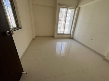 Room in 2 BHK Apartment at Pashan Sus Road – for Rent