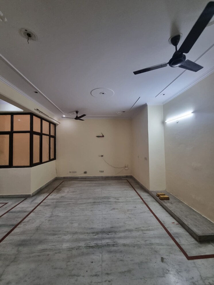 Room, sector 55 2 Bedroom 1112 Sq.Ft. Independent House In Sector 55 Noida 9755623