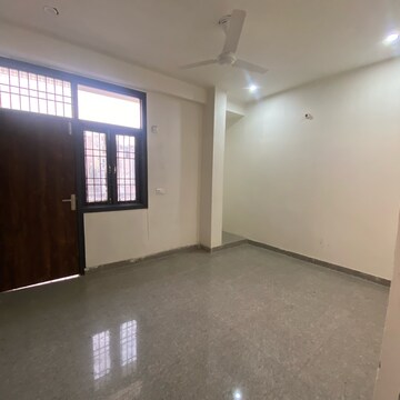 Room in 1 BHK Builder Floor at Chattarpur – for Rent