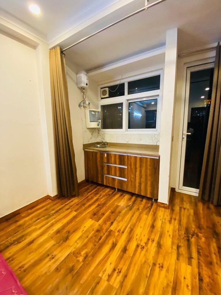 Room, m3m-golf-estate 5 Bedroom 5163 Sq.Ft. Apartment In Sector 65 Gurgaon 9755683