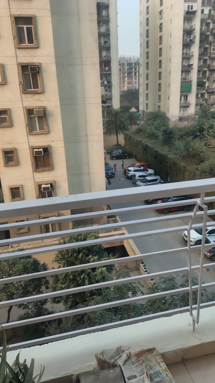 Balcony, tulip-orange 3 Bedroom 1137 Sq.Ft. Apartment In Sector 70 Gurgaon 9755836