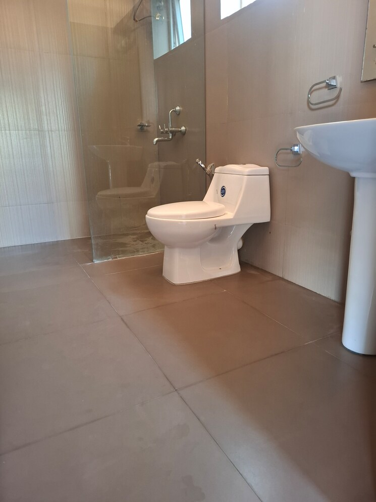 Team Area, banjara hills 4 Bedroom 5000 Sq.Ft. Apartment In Banjara Hills Hyderabad 9755920