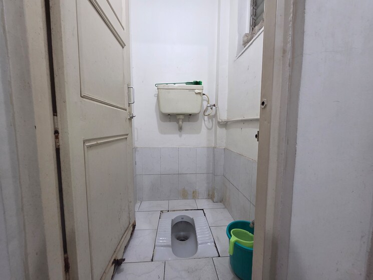 Bathroom, bimbisar-nagar 1 Bedroom 430 Sq.Ft. Apartment In Goregaon East Mumbai 9755923