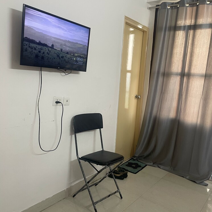 Room, signature-global-synera 1 RK 200 Sq.Ft. Apartment In Sector 81 Gurgaon 9755941