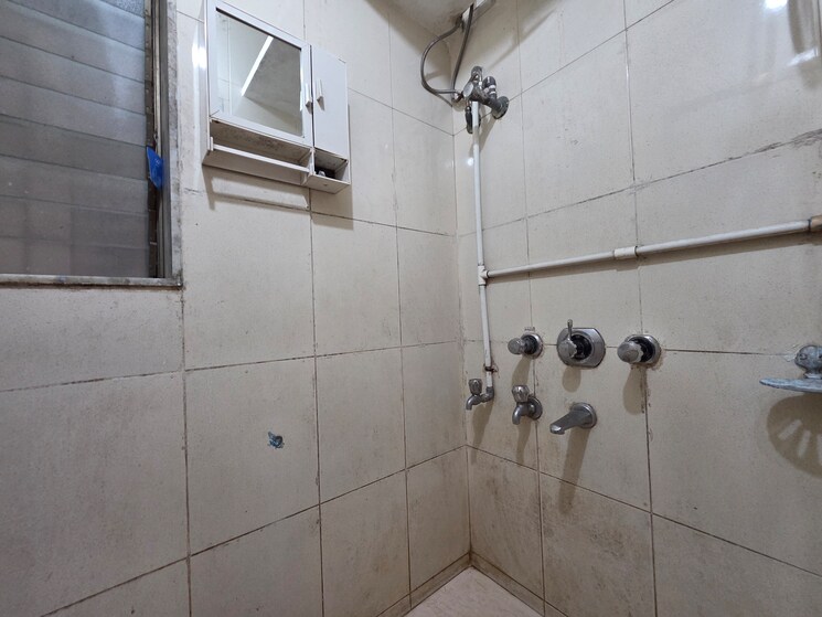Bathroom, radhika-chs-goregaon 1 Bedroom 400 Sq.Ft. Apartment In Goregaon East Mumbai 9755954