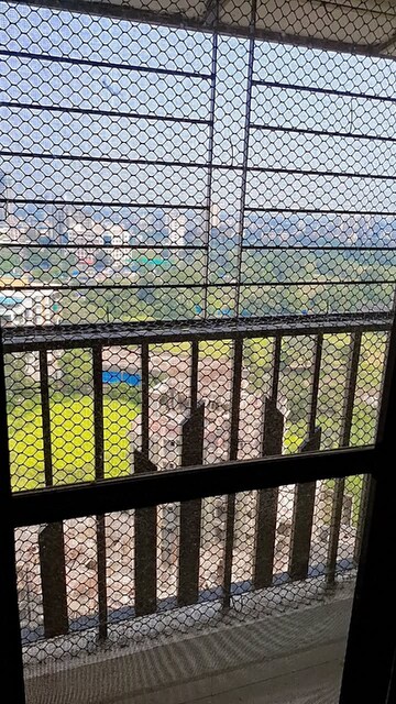 Bedroom in 2 BHK Apartment at Dynamic Crest, Shilphata – for Sale