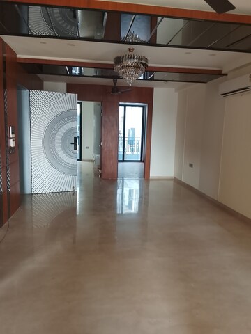 Building Lobby in 3.5 BHK Builder Floor at Palam Vihar – for Rent