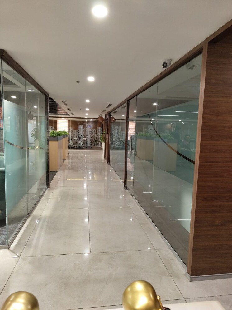 undefined, urbtech-trade-centre Commercial Office Space 220 Sq.Ft. In Sector 132 Noida 9756054