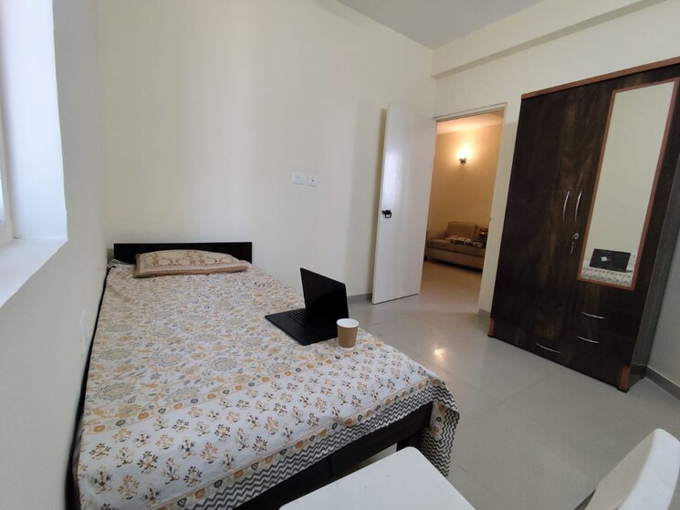 Bedroom, pyramid-altia 3 Bedroom 645 Sq.Ft. Apartment In Sector 70 Gurgaon 9756092