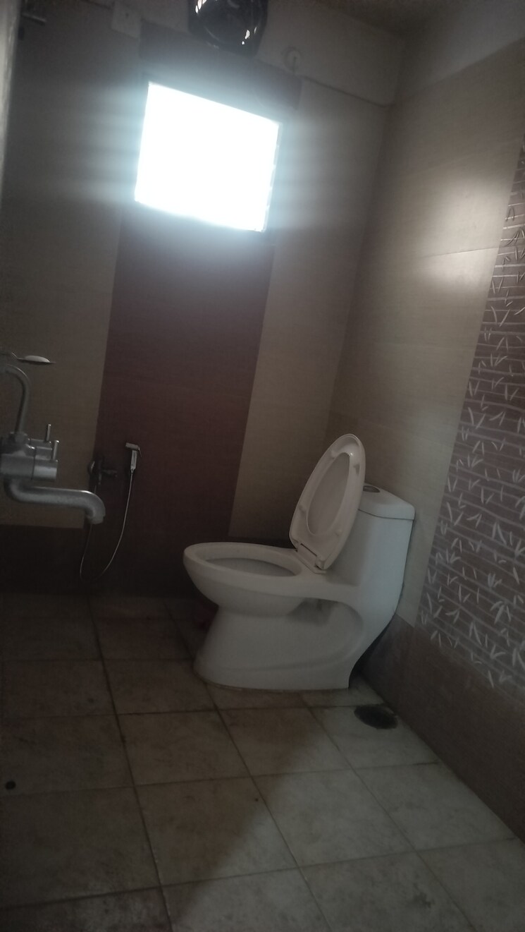 Bathroom, jubilee hills 3 Bedroom 1800 Sq.Ft. Apartment In Jubilee Hills Hyderabad 9756190