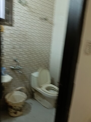 Bathroom in 1 BHK Builder Floor at Neb Sarai – for Rent