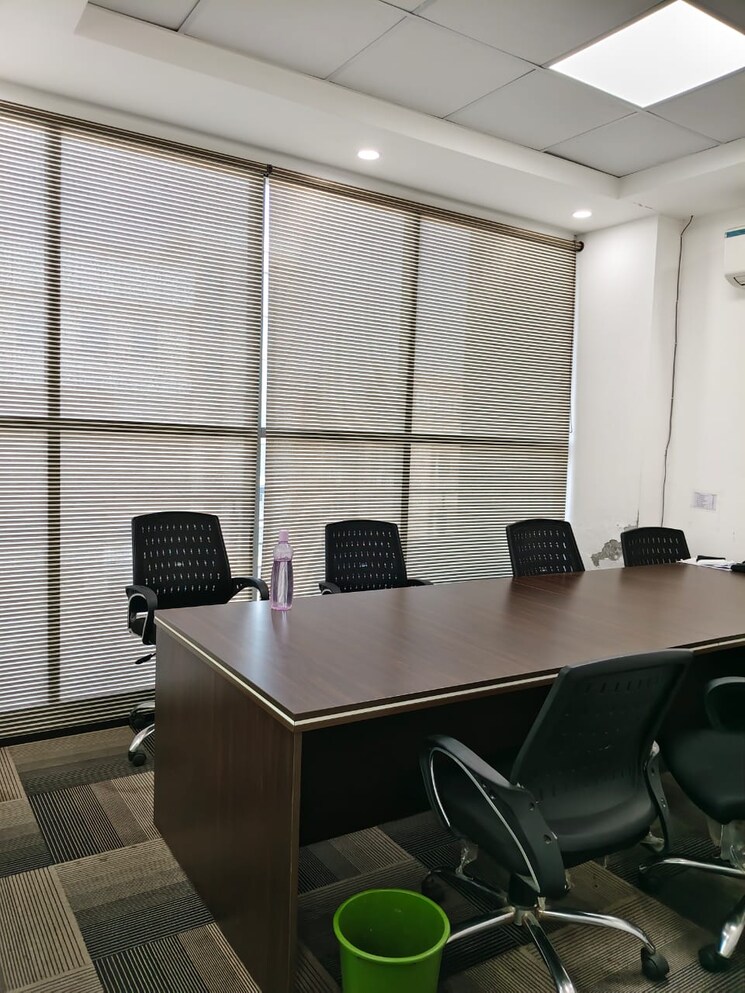 Team Area, sector 63 Commercial Office Space 2300 Sq.Ft. In Sector 63 Noida 9756292