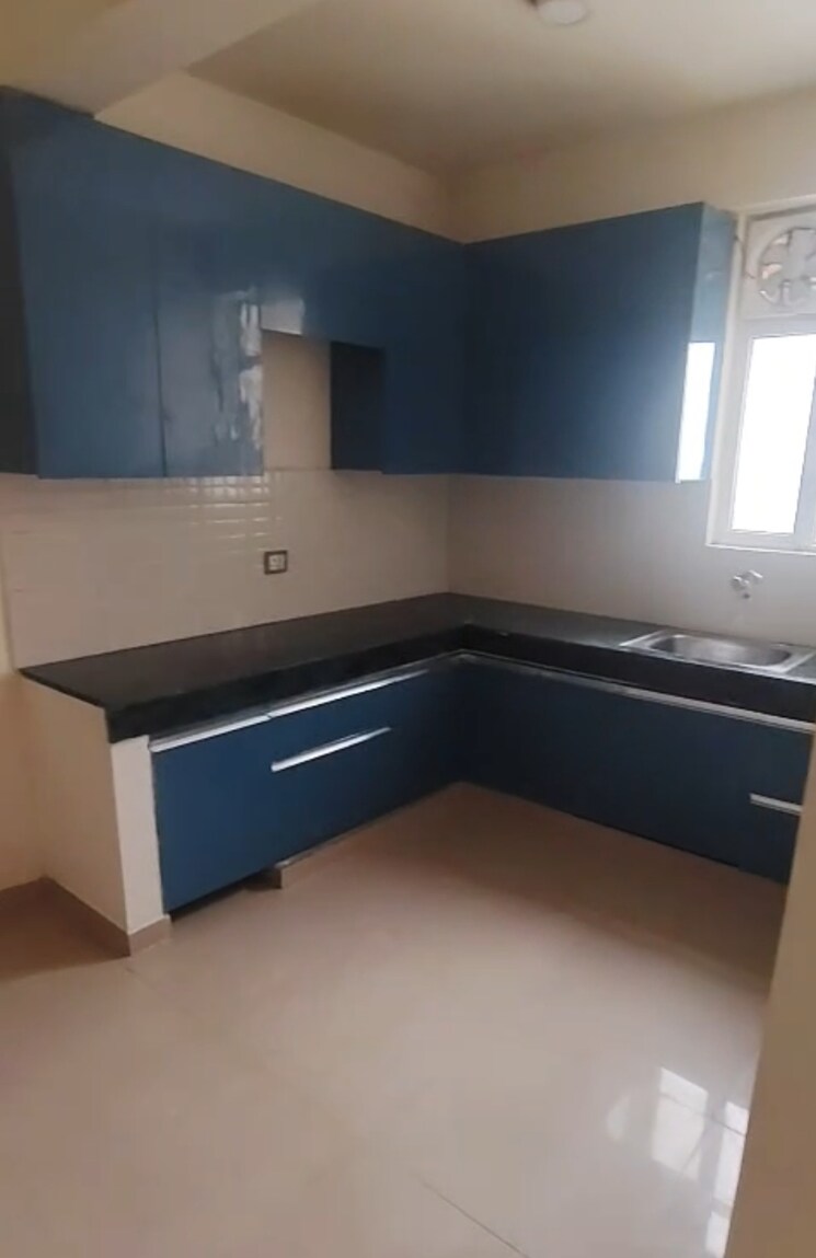 Kitchen, rof-aalayas 2 Bedroom 600 Sq.Ft. Apartment In Sector 102 Gurgaon 9756369