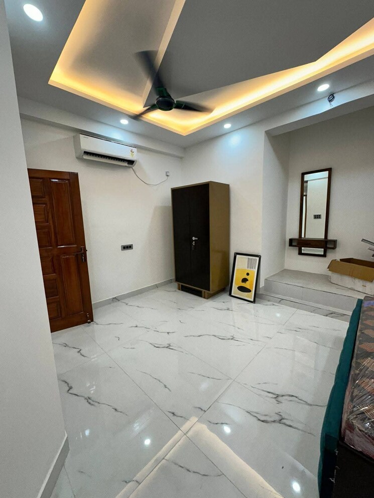 Living Room, freedom fighters enclave 2 Bedroom 900 Sq.Ft. Apartment In Freedom Fighters Enclave Delhi 9756682