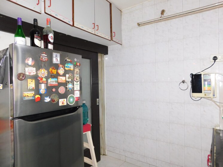  Parking, crystal-palace-chs 1 Bedroom 585 Sq.Ft. Apartment In Malad West Mumbai 9756806