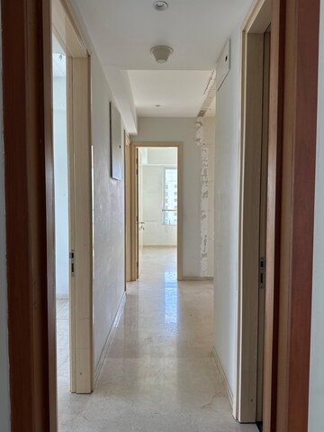 Building Lobby in 3.5 BHK Apartment at Marathon Montesouth 3, Byculla West – for Rent