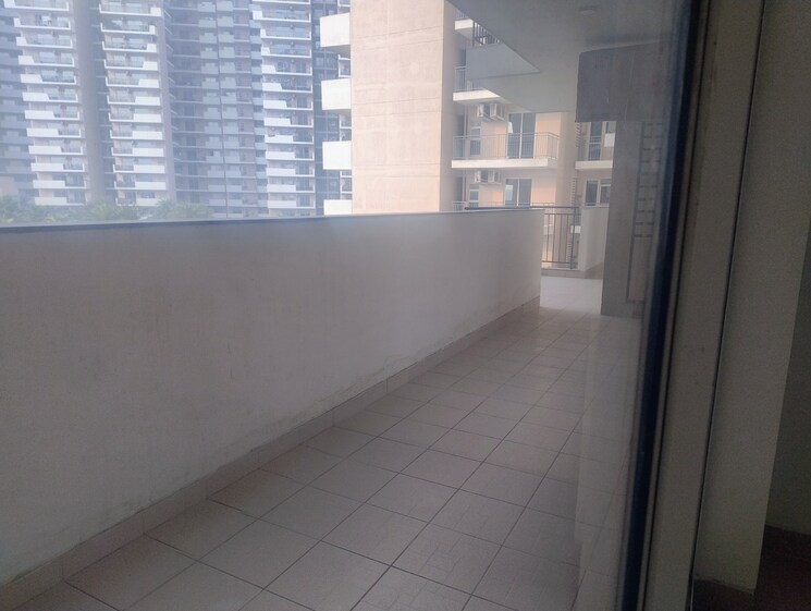 Balcony, bestech-park-view-altura 3.5 Bedroom 2150 Sq.Ft. Apartment In Sector 79 Gurgaon 9757126