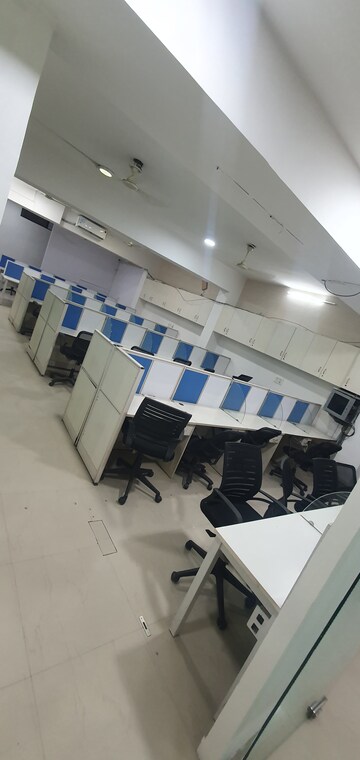 Team Area in  Office Space in IT/SEZ at Sector 4 – for Rent