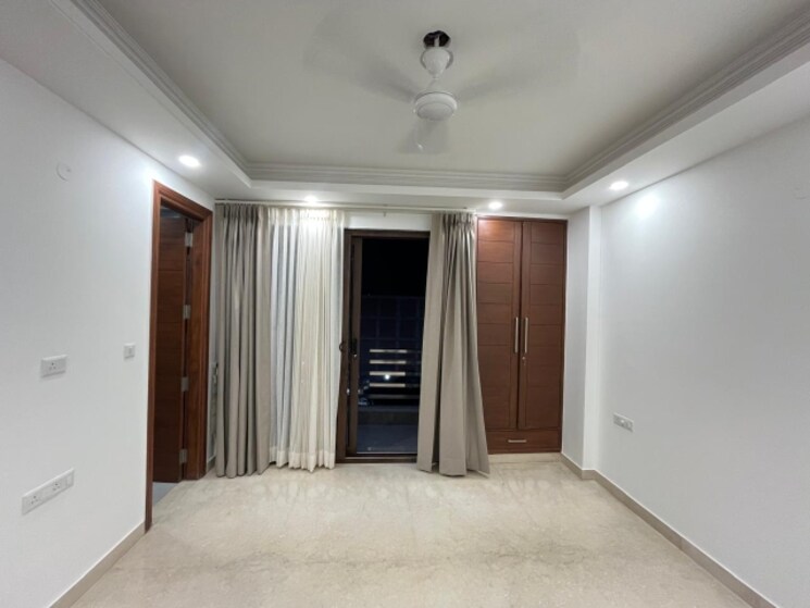 Cover Image, vasant kunj 4 Bedroom 2000 Sq.Ft. Builder Floor In Vasant Kunj Delhi 9757255