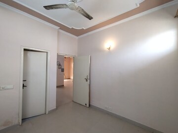 Room in 3 BHK Apartment at SS Mayfield Gardens, Sector 51 – for Rent