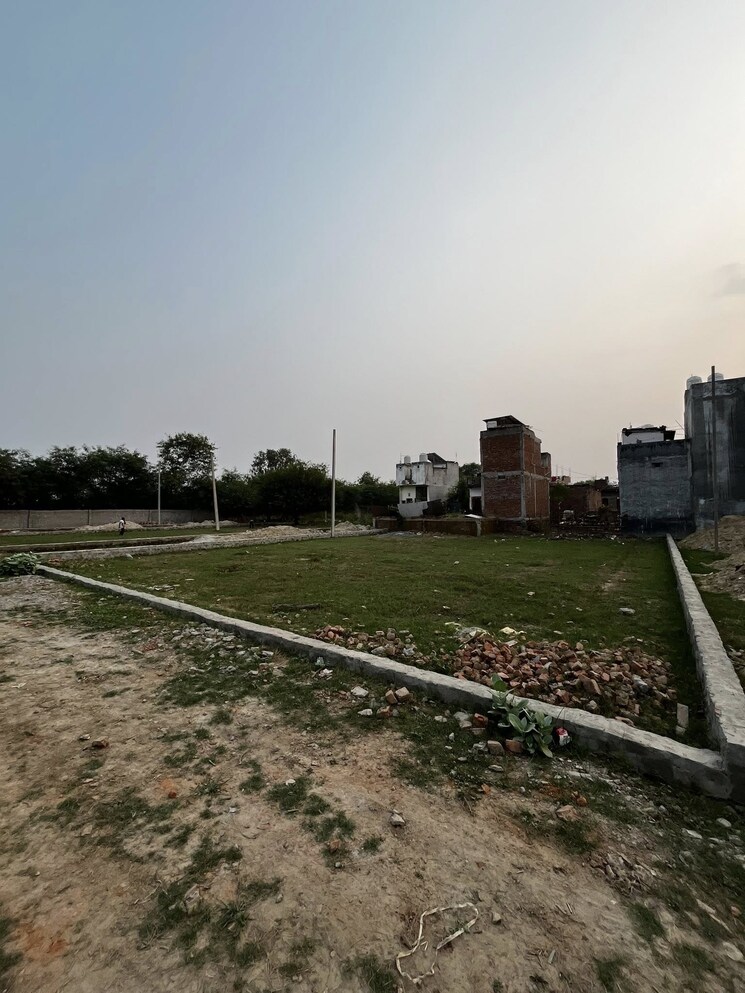 Cover Image, jewar  100 Sq.Yd. Plot In Jewar Greater Noida 9757304