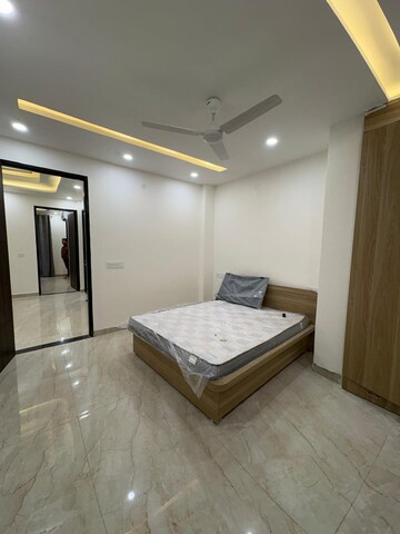 Bedroom in 2 BHK Builder Floor at Sector 51 – for Rent
