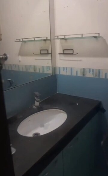 Master Bedroom in 3 BHK Apartment at Neelkanth Palms, Kapur Bawdi – for Rent