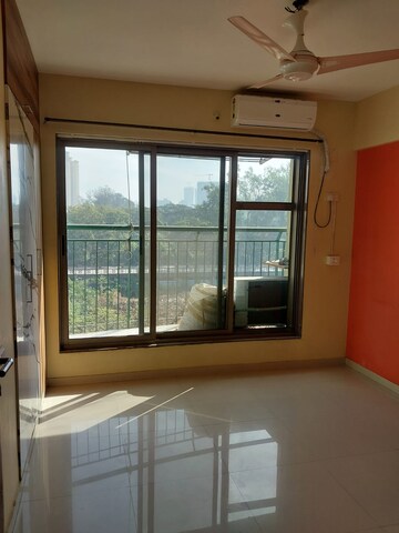 Room in 2 BHK Apartment at Neelkanth Greens, Manpada – for Rent