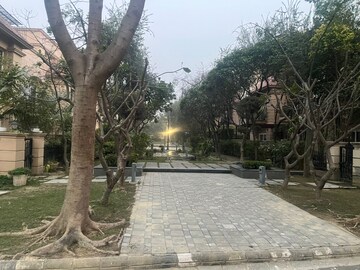 Master Bedroom in 4 BHK Independent House at Gomti Nagar – for Sale