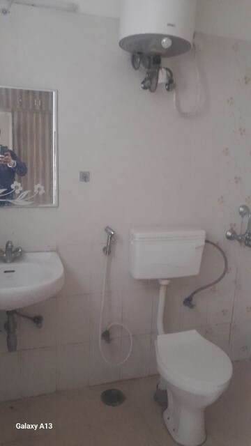 Bathroom in 2 BHK Builder Floor at Unitech South City II, Sector 50 – for Rent