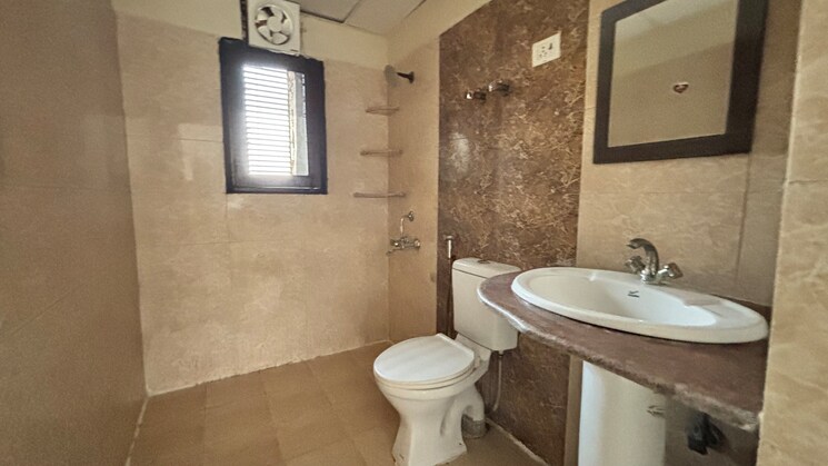 Bathroom, civitech-florencia 2 Bedroom 973 Sq.Ft. Apartment In Vaishali Sector 9 Ghaziabad 9757493