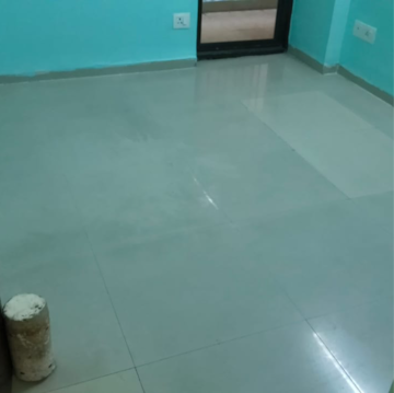 Room in 2.5 BHK Apartment at Logix Blossom County, Sector 137 – for Rent